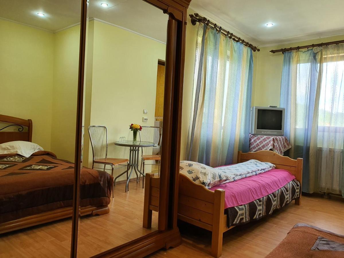 Casa Carpati Apartment Zarnesti Ngoại thất bức ảnh